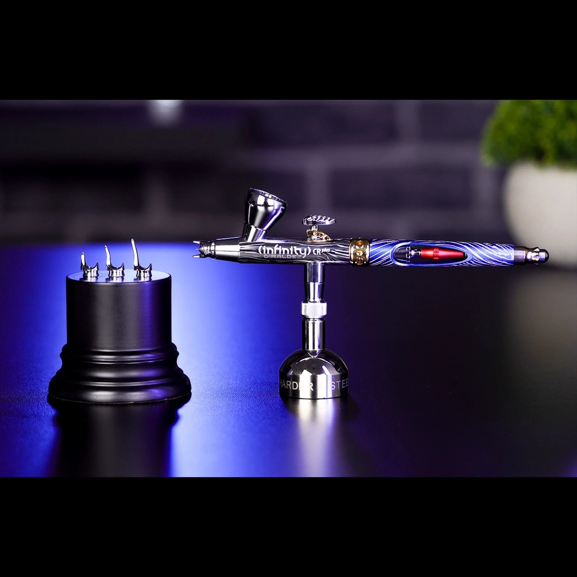 Harder & Steenbeck Giraldez Infinity MkII Solo Airbrush - Image 22